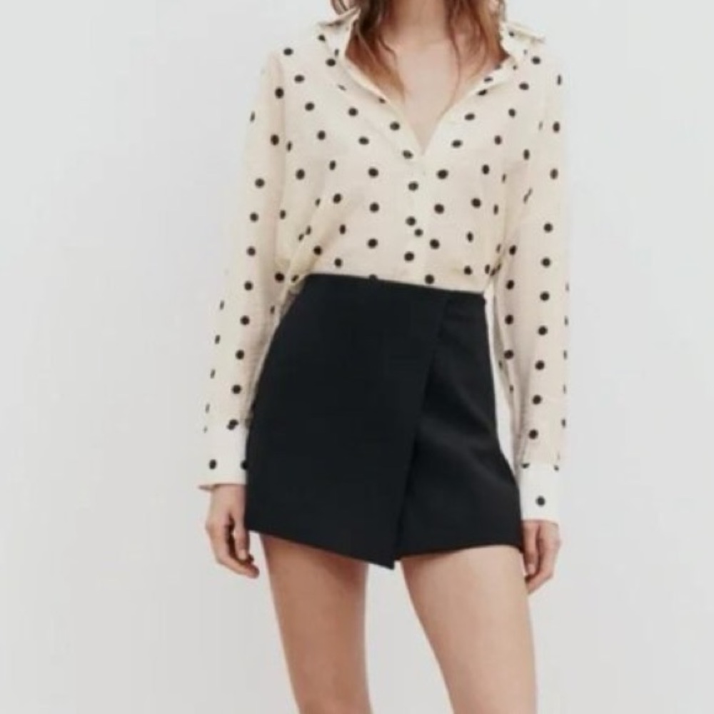 Zara Ecru Polka Dot Button Down| Size S